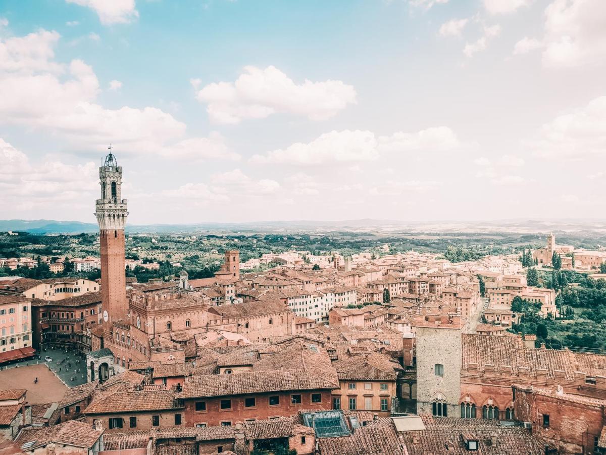 Torre Del Fuggisole Hotel Siena Buitenkant foto